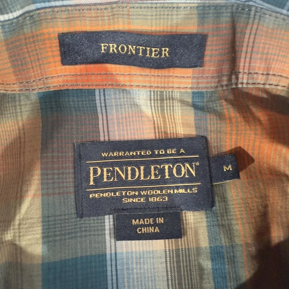 Pendleton Shirt Mens Medium Blue Plaid Western Short Sleeve Button Up Frontier